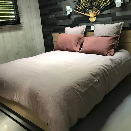 Les Cocons De L'illon Bed & Breakfast *